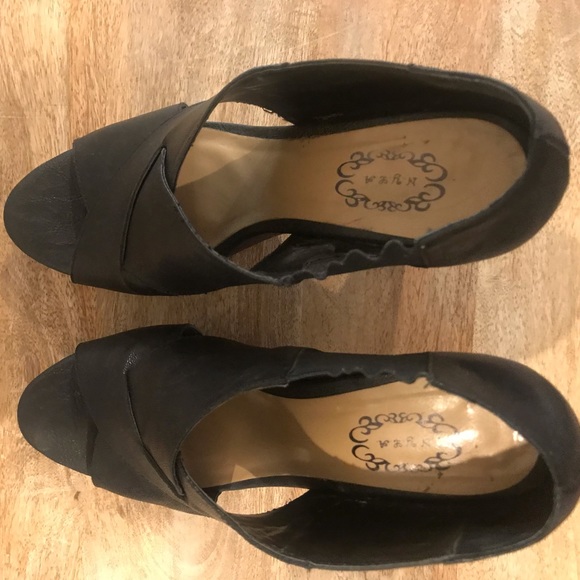 N.Y.L.A. Poin Black size 9.5 - Picture 5 of 7